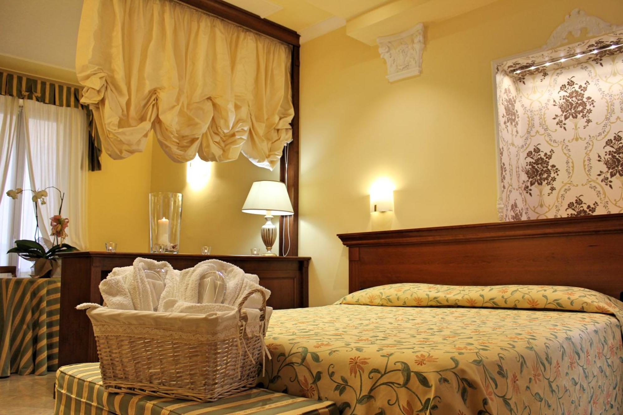 Hotel Astigiana&Appartamenti Varazze Kamer foto