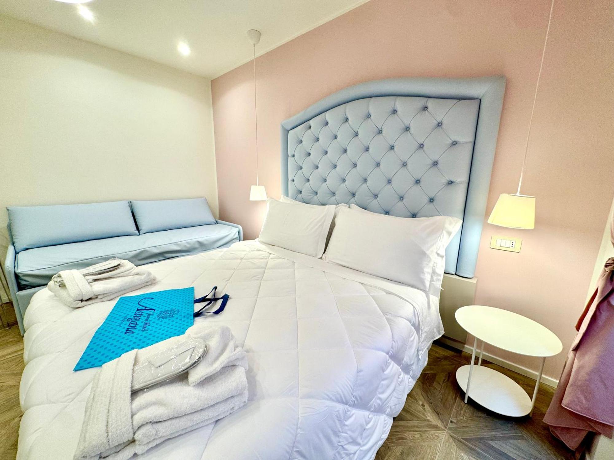 Hotel Astigiana&Appartamenti Varazze Buitenkant foto