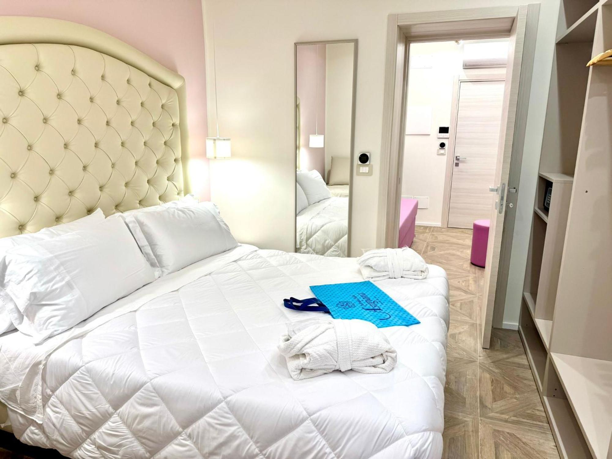 Hotel Astigiana&Appartamenti Varazze Buitenkant foto