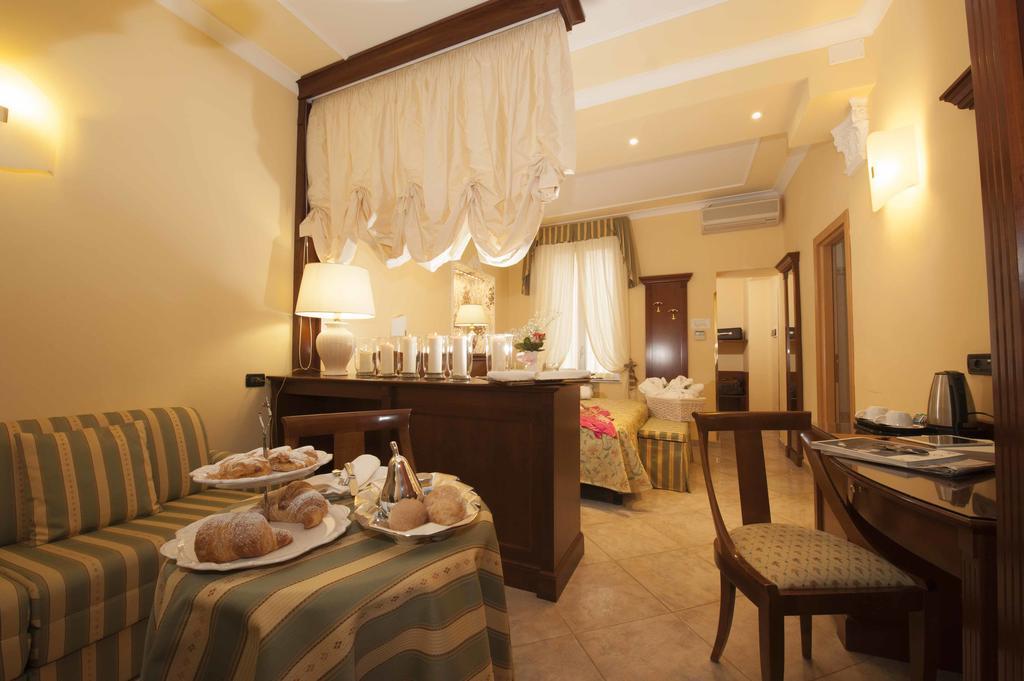 Hotel Astigiana&Appartamenti Varazze Buitenkant foto